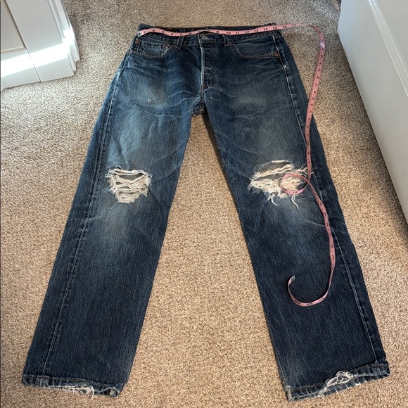 Distressed Levi’s 501 Blue Jeans - Picture 12 of 15